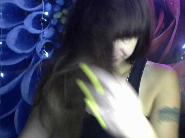 Lilijjjjjjjjjjjjjjjjj90