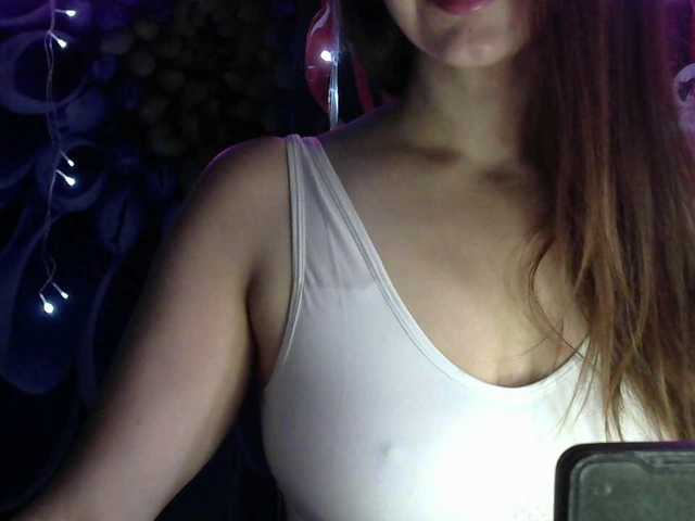Lilijjjjjjjjjjjjjjjjj90, en vivo ahora en BongaCams