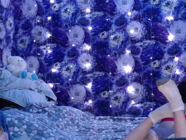 Lilijjjjjjjjjjjjjjjjj90 webcam