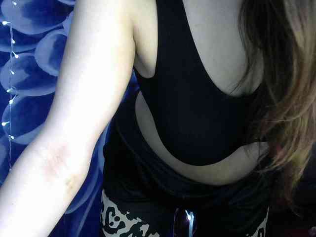 Lilijjjjjjjjjjjjjjjjj90