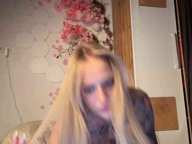 Tina_ne_malina webcam