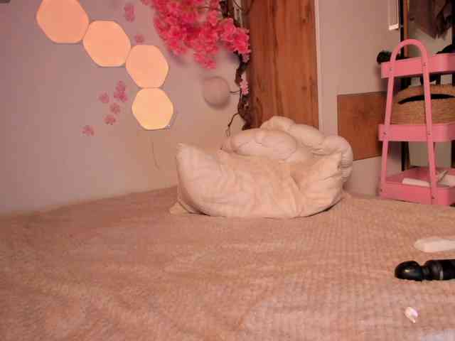 Tina_ne_malina webcam