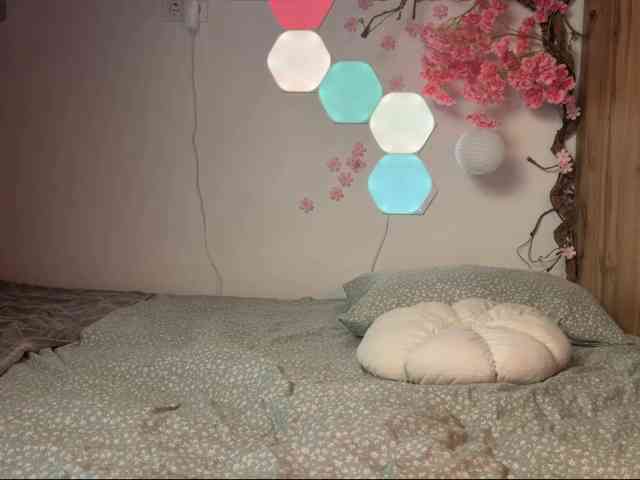 Tina_ne_malina webcam