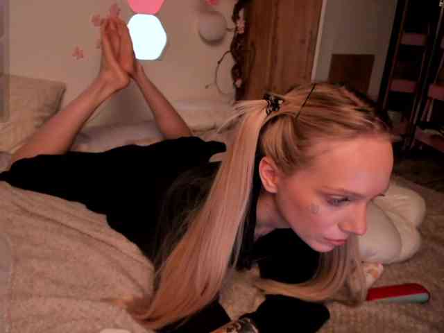 Tina_ne_malina webcam