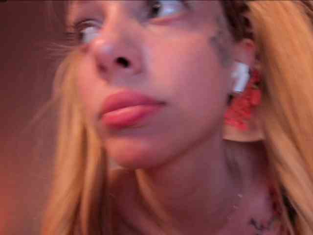 tina_ne_malina's live room
