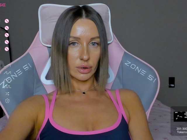 видео HannaChardger