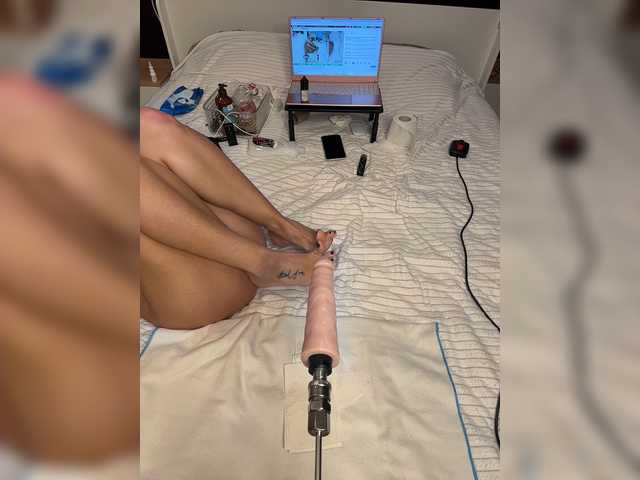 black-princess27 live cam on BongaCams