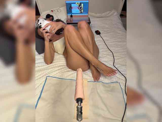 black-princess27 Live Webcam on BongaCams