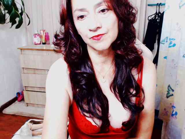 dalila-milf webcam