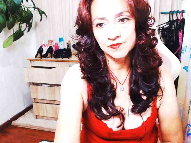 dalila-milf webcam