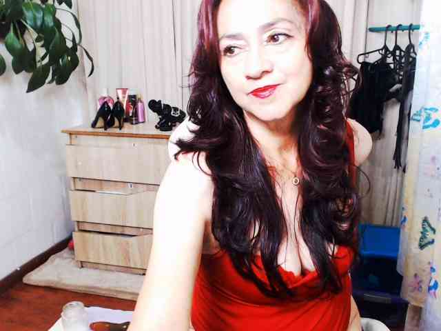 dalila-milf webcam