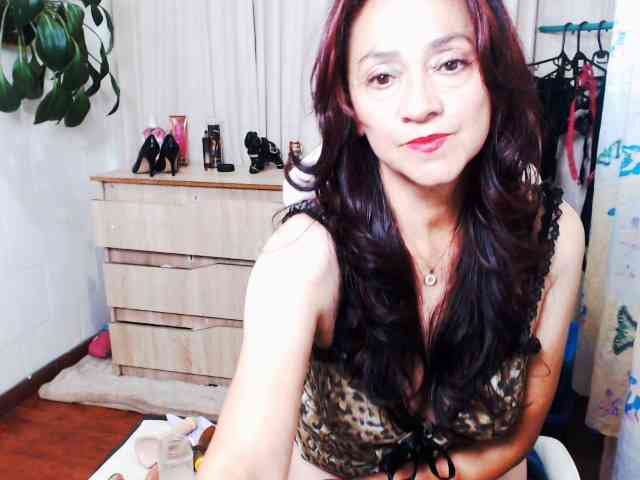 dalila-milf webcam