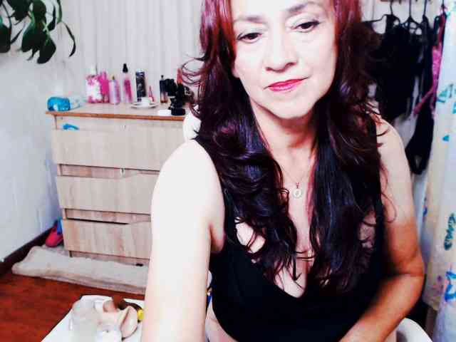 dalila-milf webcam
