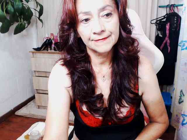 dalila-milf webcam