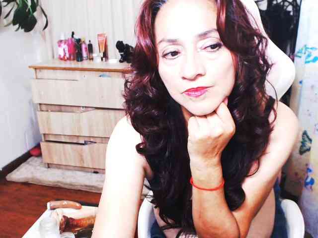 dalila-milf