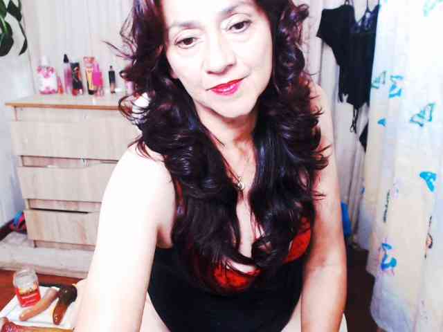 Modelo: dalila-milf