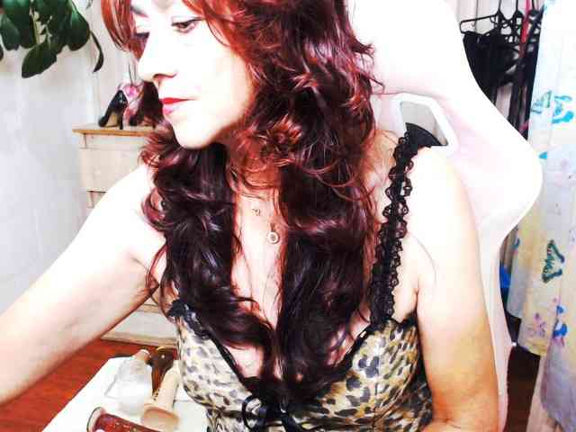 dalila-milf webcam