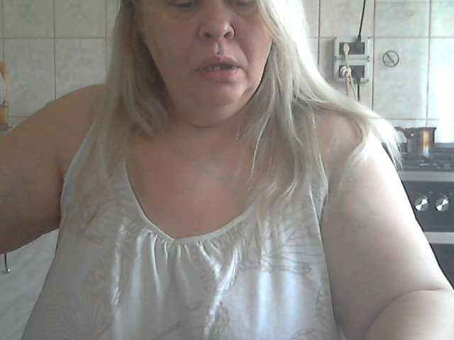 AriannaMilf's BongaCams show and profile