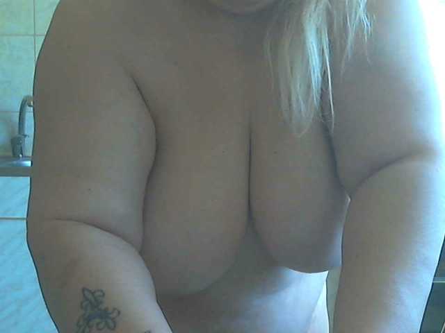 AriannaMilf live cam preview