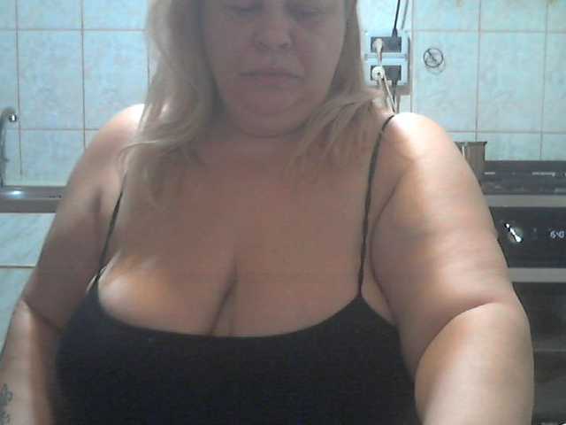 AriannaMilf live cam on BongaCams