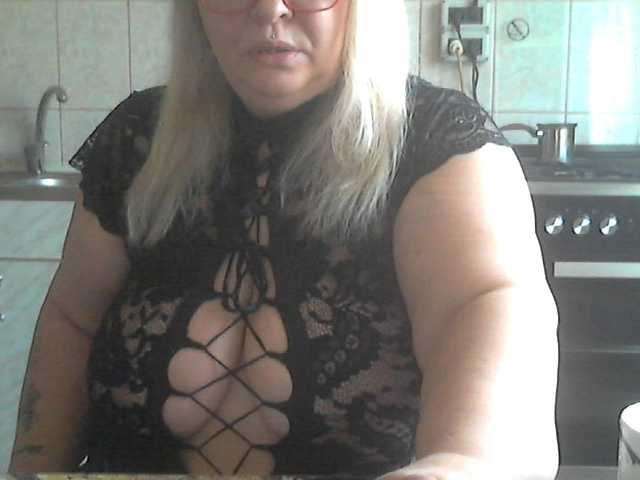 AriannaMilf live cam preview