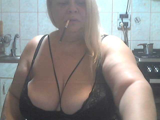 AriannaMilf, live now on BongaCams