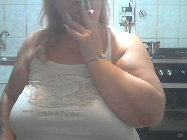 AriannaMilf live cam on BongaCams