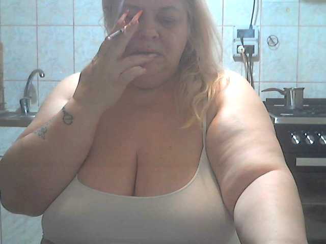 AriannaMilf webcam bongacams model stream image