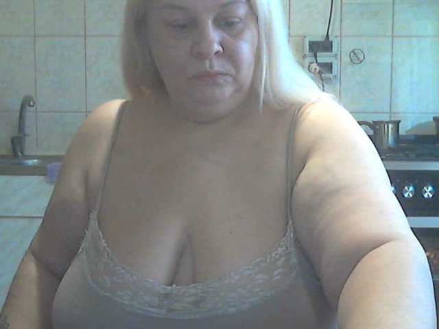 AriannaMilf, en directo ahora en BongaCams