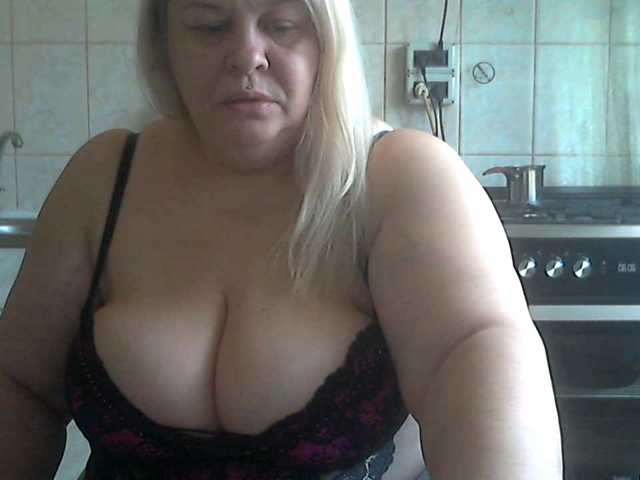 AriannaMilf live cam on BongaCams