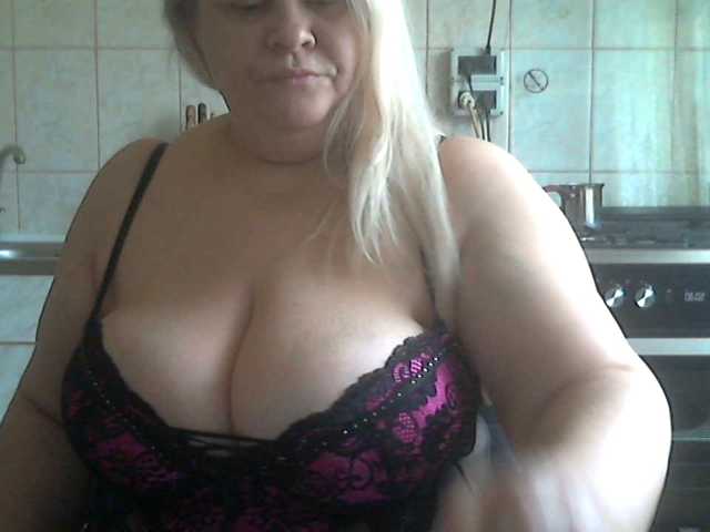AriannaMilf live cam on BongaCams