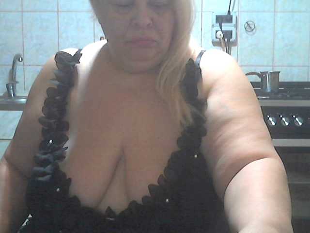 AriannaMilf, en vivo ahora en BongaCams