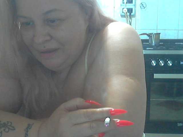 AriannaMilf live cam on BongaCams