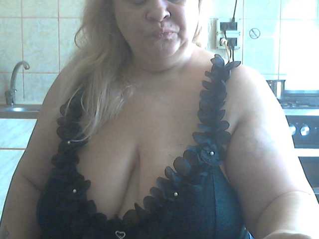 AriannaMilf live cam preview
