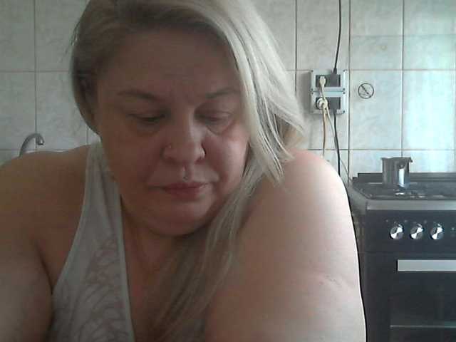 AriannaMilf's BongaCams show and profile