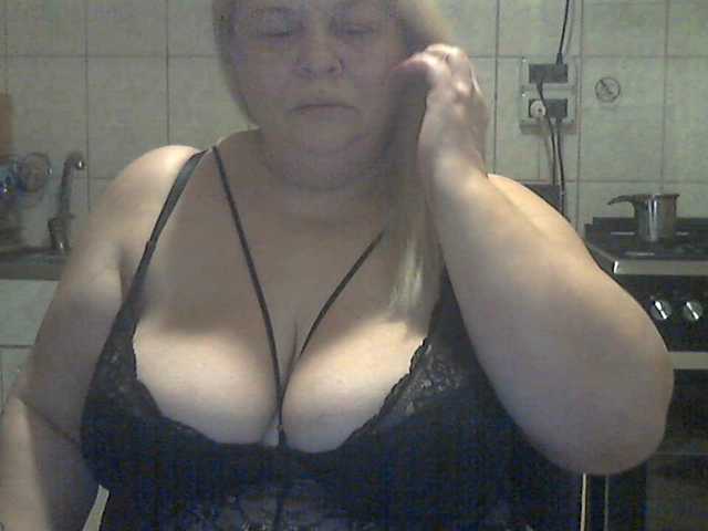 AriannaMilf live cam preview