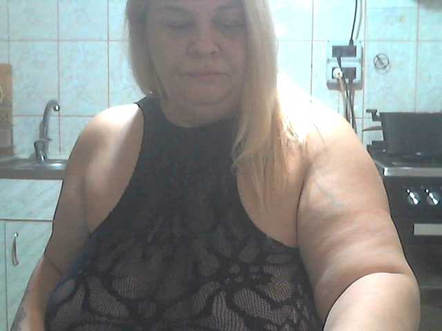AriannaMilf, en vivo ahora en BongaCams