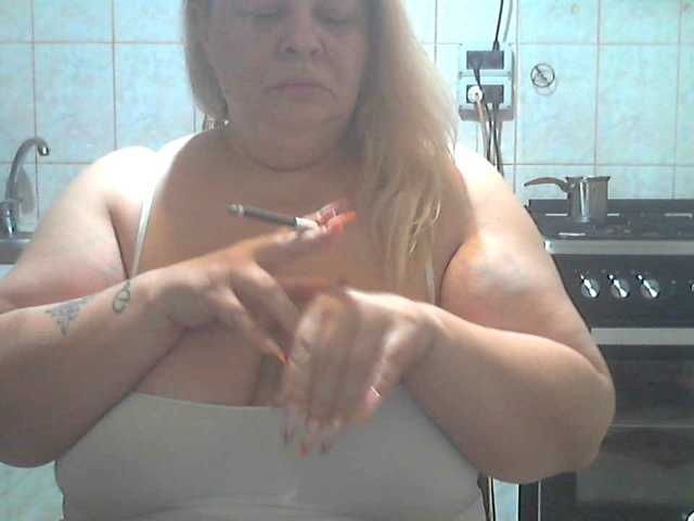 AriannaMilf live cam preview