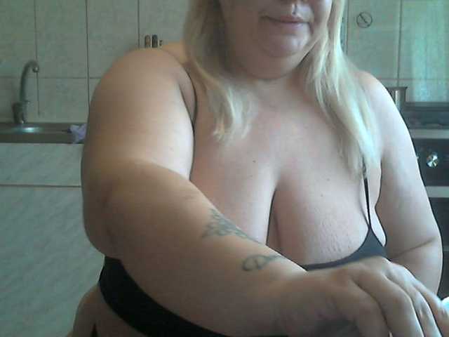 AriannaMilf live cam on BongaCams
