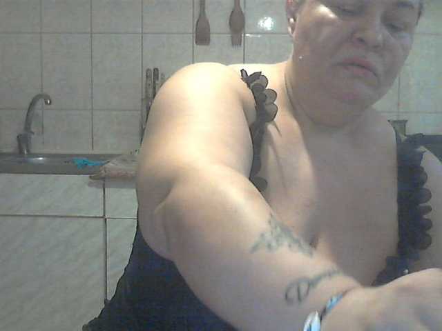 AriannaMilf live cam on BongaCams