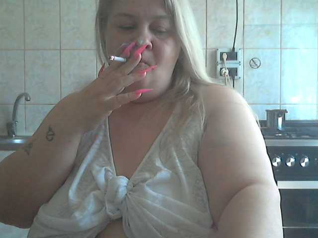 AriannaMilf's BongaCams show and profile