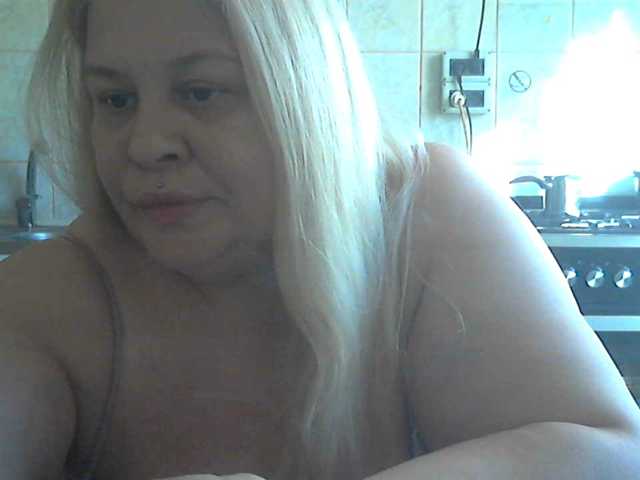 AriannaMilf live cam on BongaCams