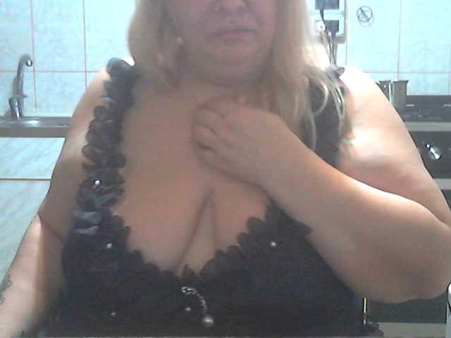 AriannaMilf live cam preview