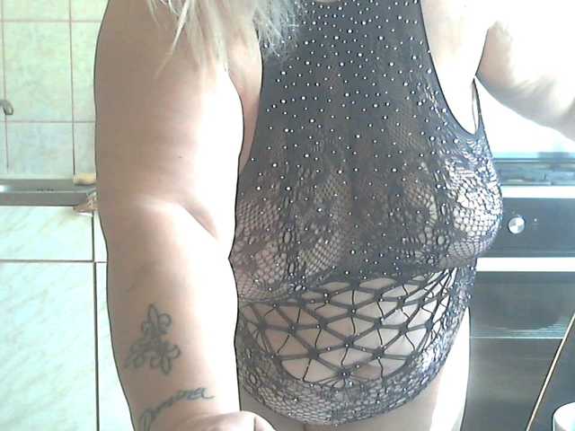 AriannaMilf live cam on BongaCams