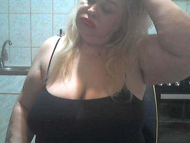 AriannaMilf live cam on BongaCams