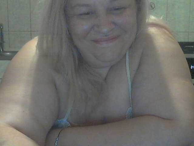 AriannaMilf live cam on BongaCams