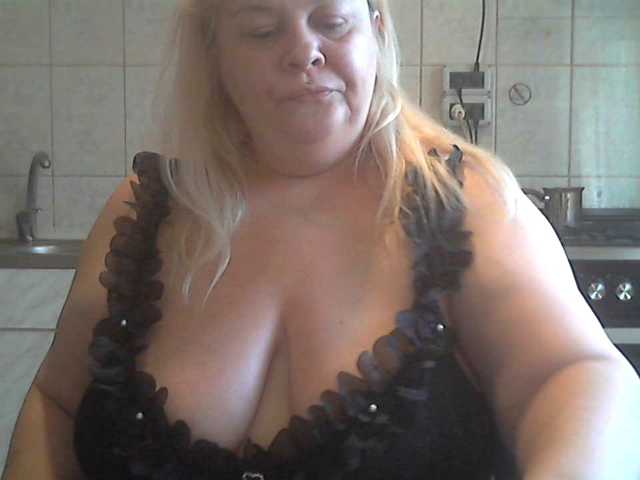 AriannaMilf live cam preview