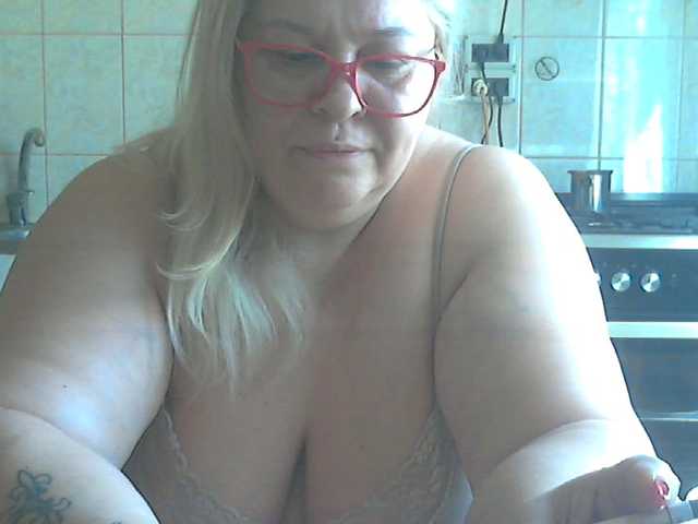 AriannaMilf live cam preview