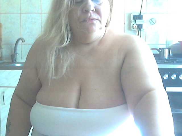AriannaMilf live cam preview