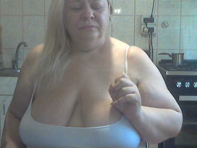 AriannaMilf live cam on BongaCams